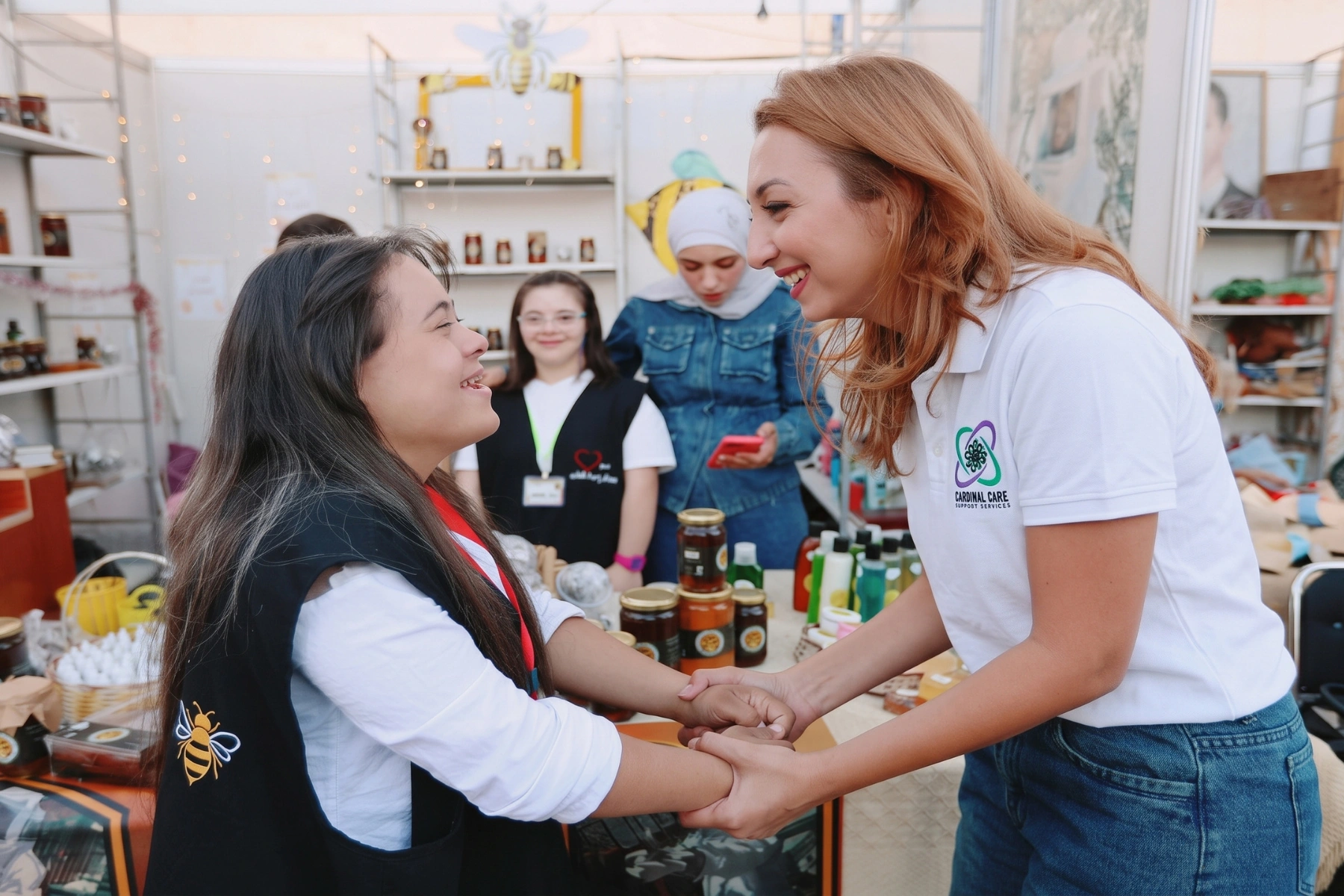Volunteers-Talking-with-People-with-Down-Syndrome (1) (1)